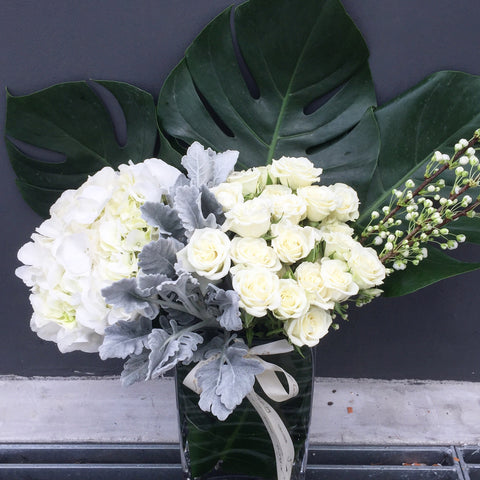 The Sophia Classic Whites Mini Bouquet – Zinnia Floral Co